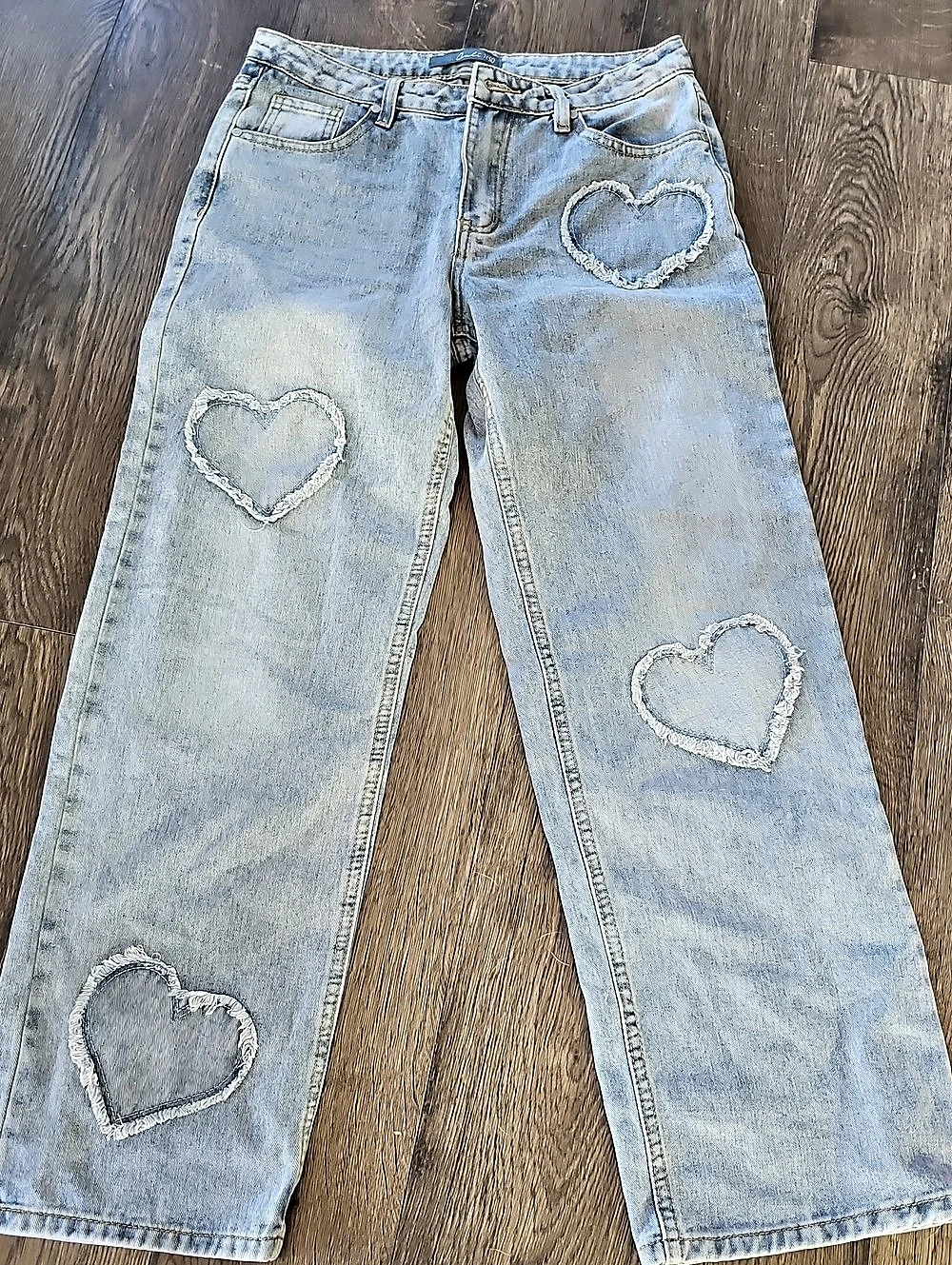 Cali 1850 Jeans Heart Detail Straight Leg Flare Size 9 Waist 29 Women